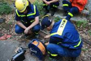 Die THW Fachgruppe sprengen bereitet ihren Einsatz vor (cm)